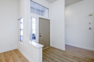 1903 E Emerald Ave in Fresno, CA - Foto de edificio - Building Photo