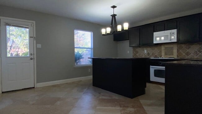 4328 Hunters Creek Dr in Fort Worth, TX - Building Photo - Building Photo