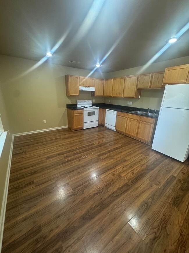 1302 N Fir St in Beebe, AR - Building Photo - Building Photo