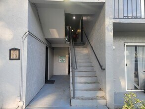 1068 Benoist Farms Rd in West Palm Beach, FL - Building Photo - Building Photo
