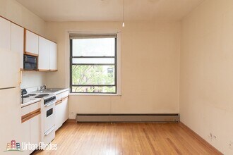 633 W Barry Ave, Unit A07C in Chicago, IL - Building Photo - Building Photo