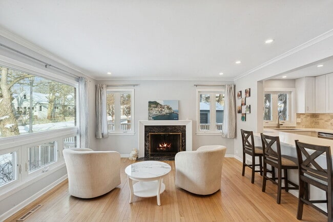 2607 McDaniel Ave in Evanston, IL - Building Photo - Building Photo