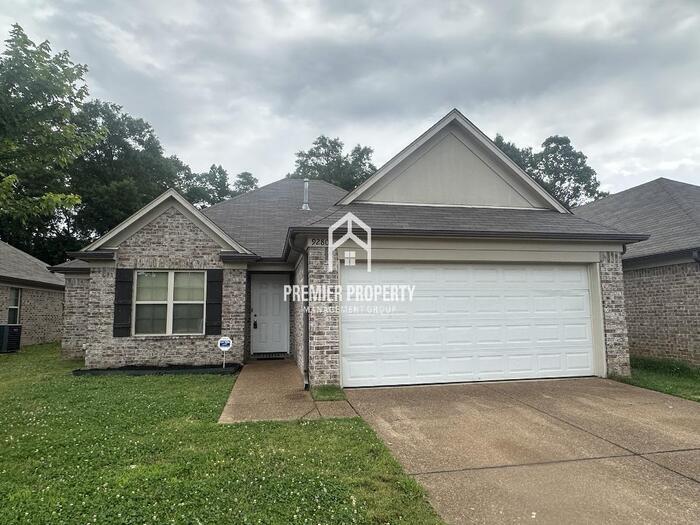 9280 Acadia Pl in Cordova, TN - Building Photo
