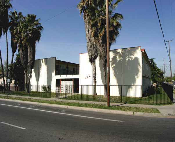 404 S Chestnut Ave in Fresno, CA - Building Photo - Building Photo