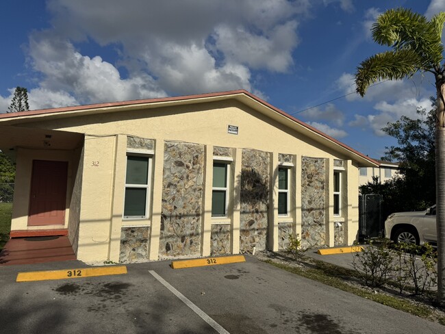 property at 312 N 62nd Ave