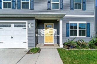 324 Forecastle St in Portsmouth, VA - Building Photo - Building Photo
