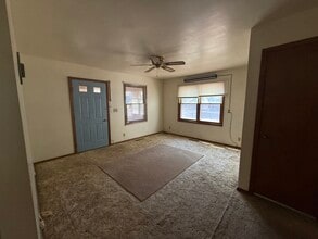 70 Bonnie Ct in Springfield, IL - Building Photo - Building Photo