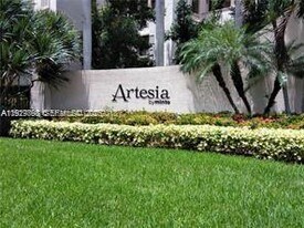 2901 NW 126th Ave in Sunrise, FL - Building Photo