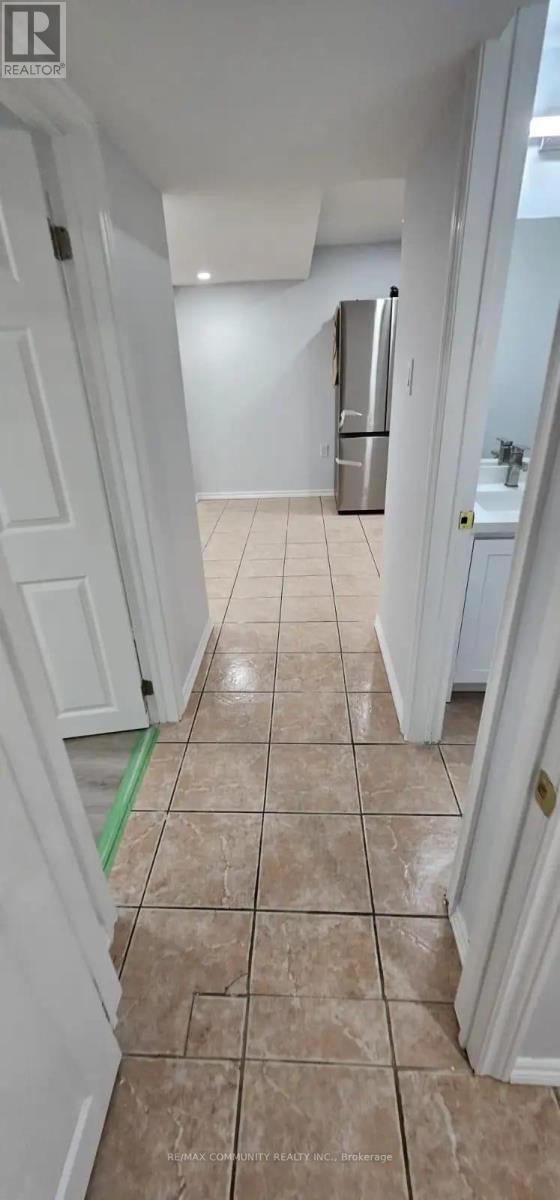 91 Vivians Crescent in Brampton, ON - Building Photo - Building Photo