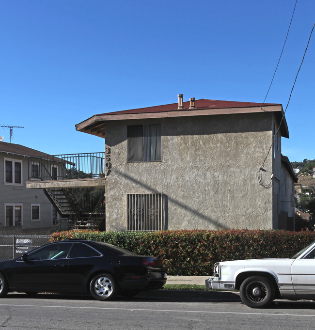 3607 Griffin Ave in Los Angeles, CA - Building Photo - Building Photo