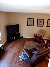 3524 Larchmont Square Ln in Sacramento, CA - Building Photo - Building Photo