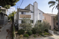 1016 Sanborn Ave in Los Angeles, CA - Foto de edificio - Building Photo