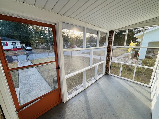 1312 E 60th St in Savannah, GA - Building Photo - Building Photo