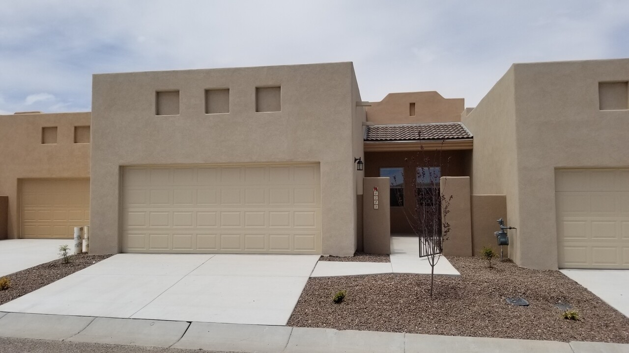 4075 N Sommerset Ave in Las Cruces, NM - Building Photo