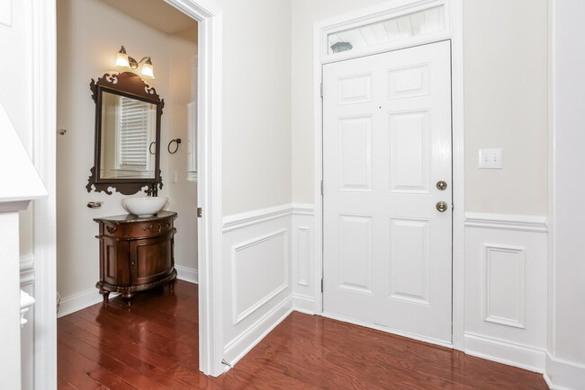 10430 Carver Falls Rd in Charlotte, NC - Building Photo - Building Photo