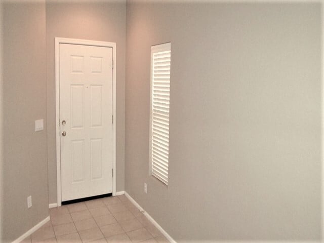 2567 W Amber Sun Dr in Phoenix, AZ - Foto de edificio - Building Photo