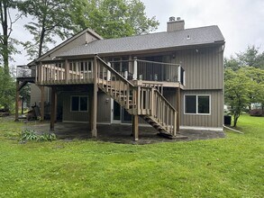 11 Woodruff Rd in Farmington, CT - Building Photo - Building Photo