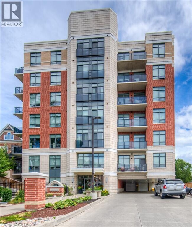 property at 399 Queen St S