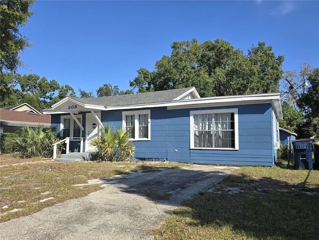 309 Lakedale Dr in Auburndale, FL - Building Photo - Building Photo