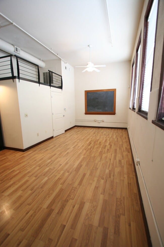 301 Central Ave NE in Albuquerque, NM - Building Photo - Building Photo