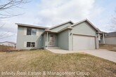 5933 Crown Ln NW