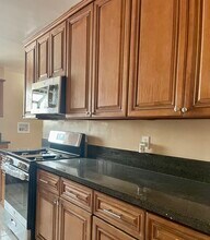 8246 Beeman Ave in North Hollywood, CA - Building Photo - Building Photo