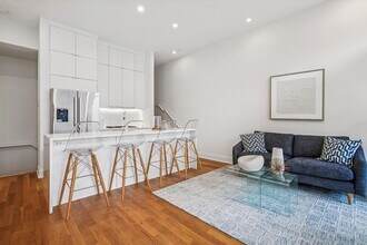 1102 T St NW in Washington, DC - Building Photo - Building Photo