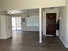 1008 Cypress Way in Tehachapi, CA - Building Photo - Building Photo