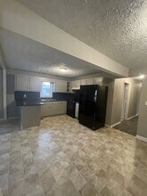 447 W Eastland Ave in Gallatin, TN - Building Photo - Building Photo