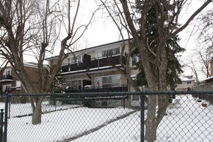810-812 Ellesmere Rd in Toronto, ON - Building Photo