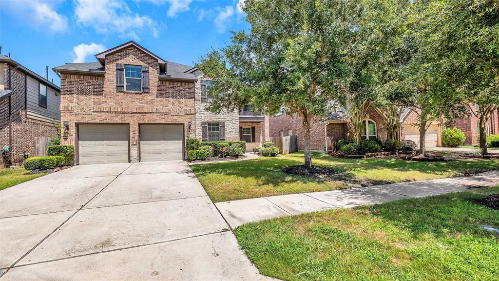 4522 Morning Cloud Ln in Sugar Land, TX - Building Photo