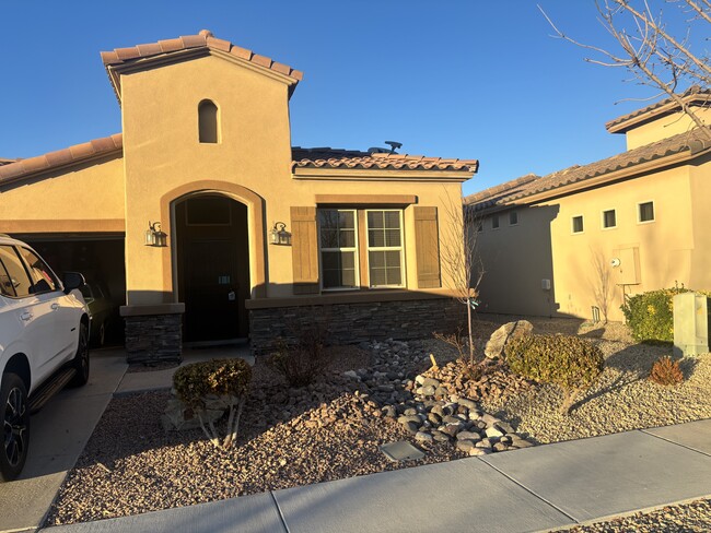 3613 Santa Sabina Ave in Las Cruces, NM - Building Photo - Building Photo