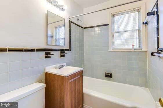 property at 1525 28th St SE