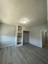 96 Orient Ave, Unit 2 in Jersey City, NJ - Foto de edificio - Building Photo