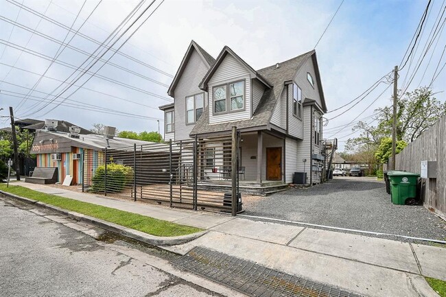 2316 Hopkins St in Houston, TX - Building Photo - Building Photo