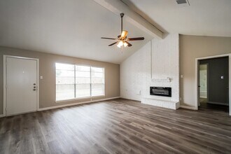 16311 Alametos Dr in Houston, TX - Building Photo - Building Photo