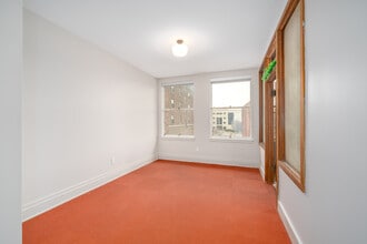 Keystone Lofts in Aurora, IL - Building Photo - Interior Photo