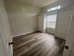 1813 Weston Cir in Orange Park, FL - Building Photo - Building Photo