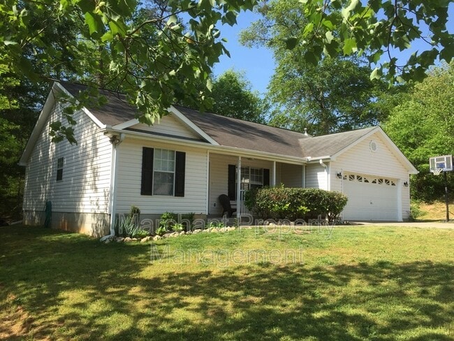 210 Abigail Ln
