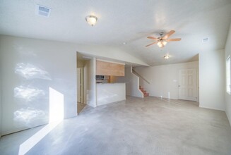 1203 Griegos Rd NW-Unit -A in Albuquerque, NM - Foto de edificio - Building Photo