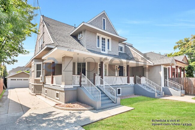 property at 2121 Portland St