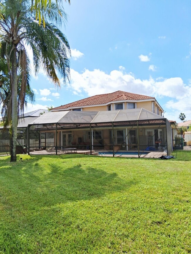 2353 SW 181st Terrace in Miramar, FL - Building Photo - Building Photo