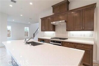 20801 Bur Oak Cir in Los Angeles, CA - Building Photo - Building Photo