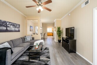 5335 E Shea Blvd in Scottsdale, AZ - Building Photo - Building Photo