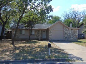 317 Craigmont Dr in Austin, TX - Building Photo