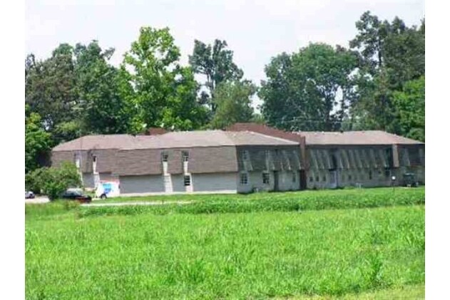 Vue on Royal Ridge in Fulton, KY - Building Photo