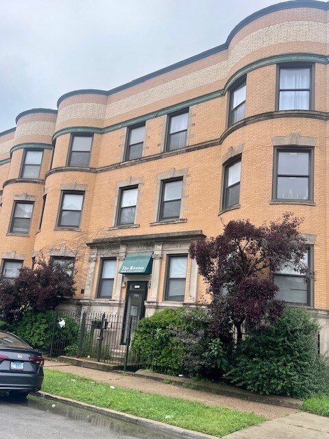 4608 S Calumet Ave in Chicago, IL - Building Photo