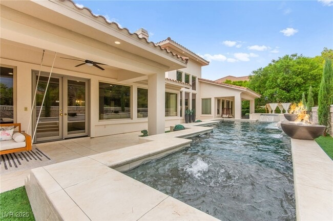 property at 2640 Mirabella St