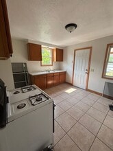 21203 Libby Rd in Maple Heights, OH - Building Photo - Building Photo