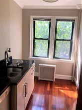 145 Englewood Ave in Boston, MA - Foto de edificio - Building Photo